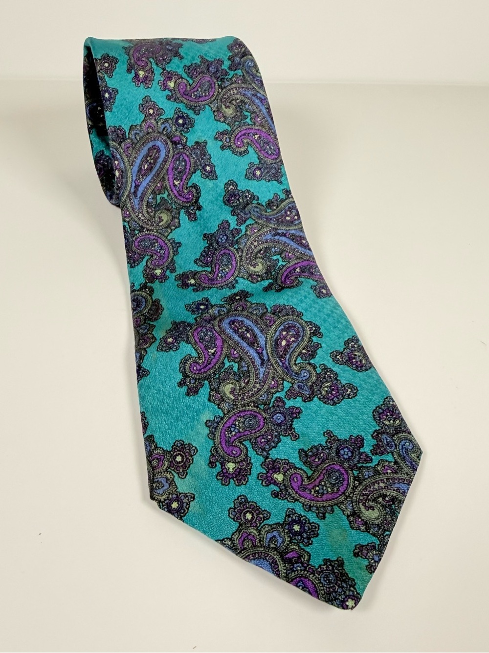 Vintage Tom James  Teal Paisley Silk Necktie Men's 56” Tie USA